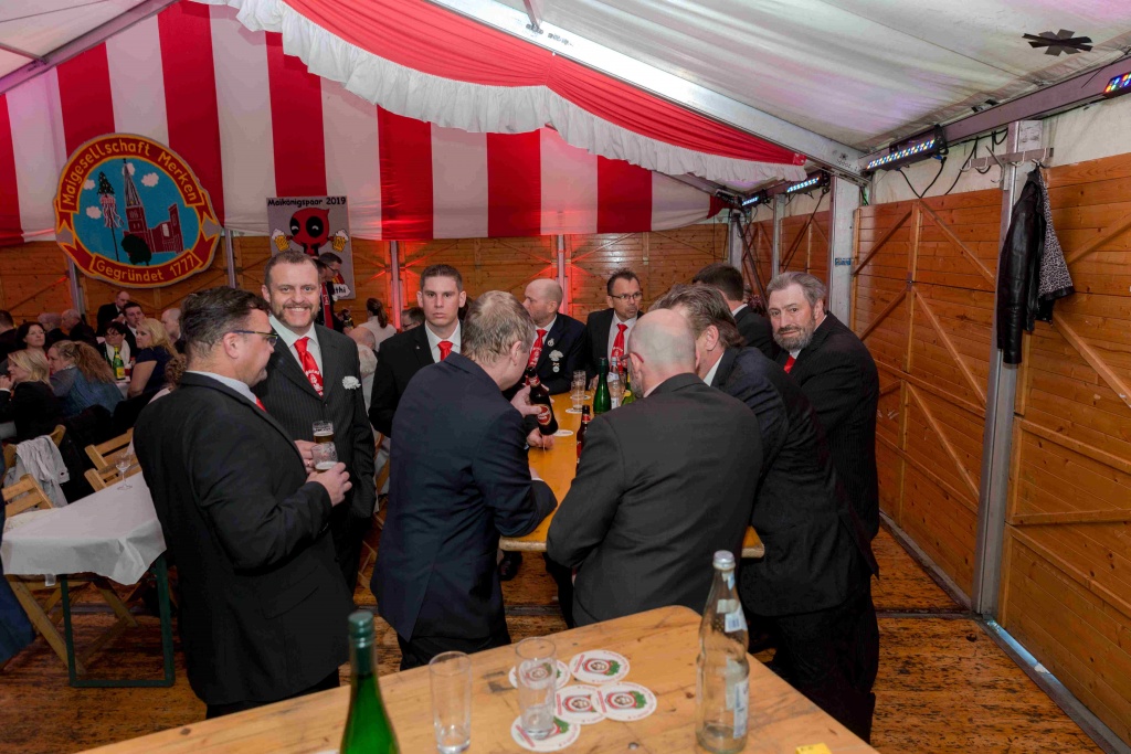 maifest558.jpg