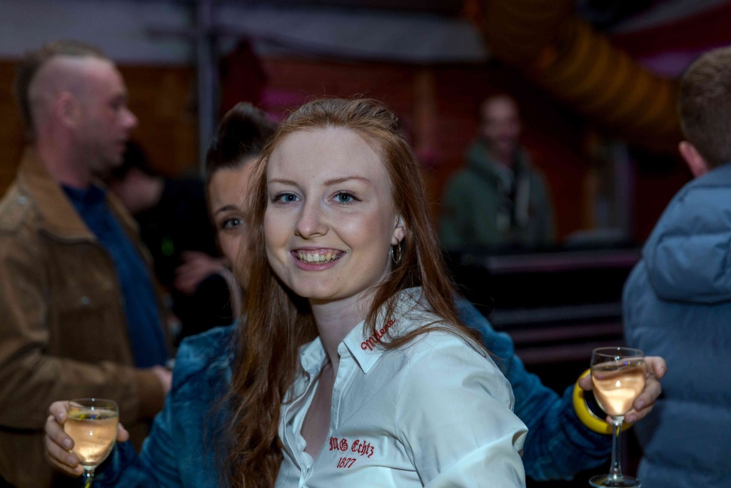 maifest710.jpg