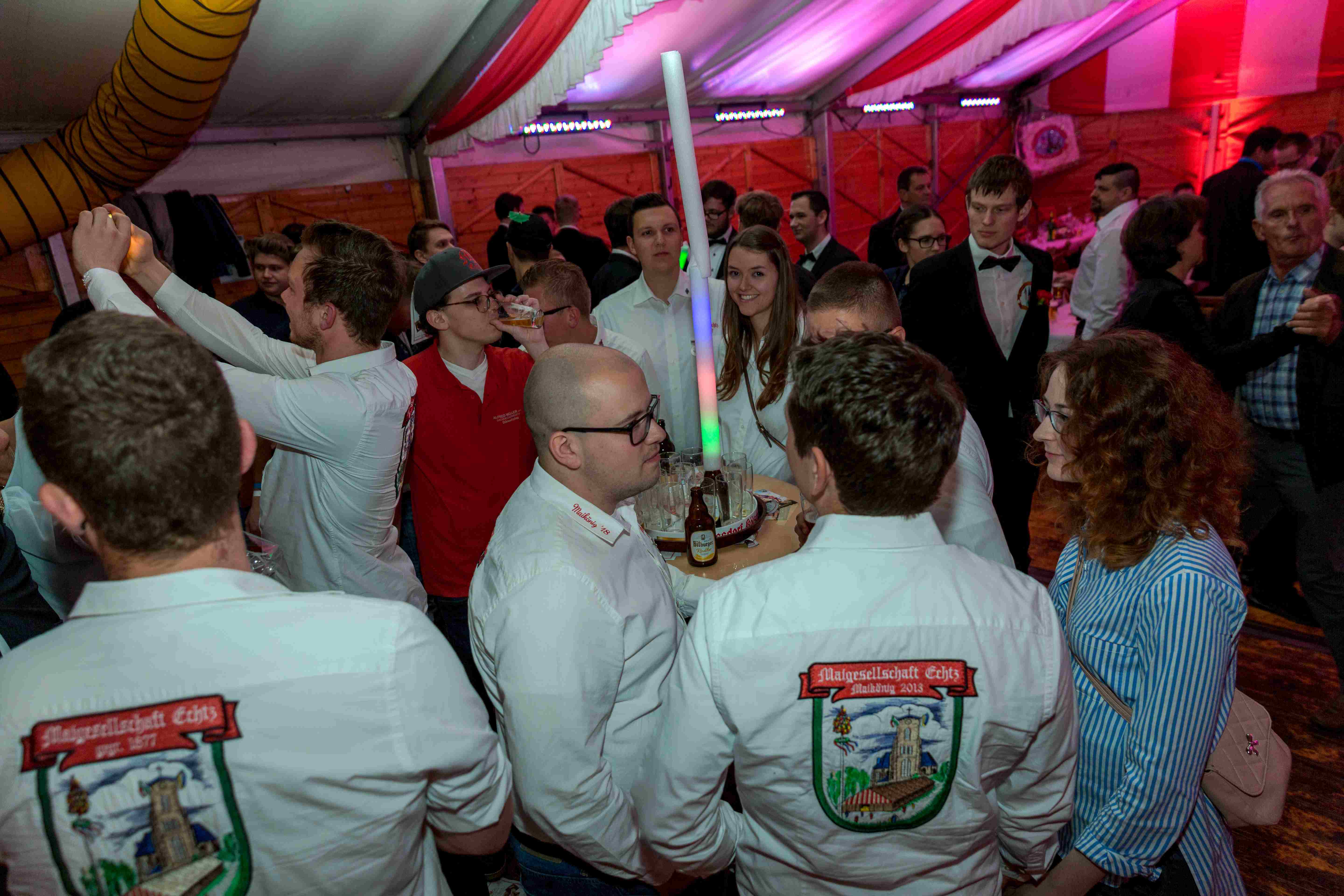 maifest701.jpg